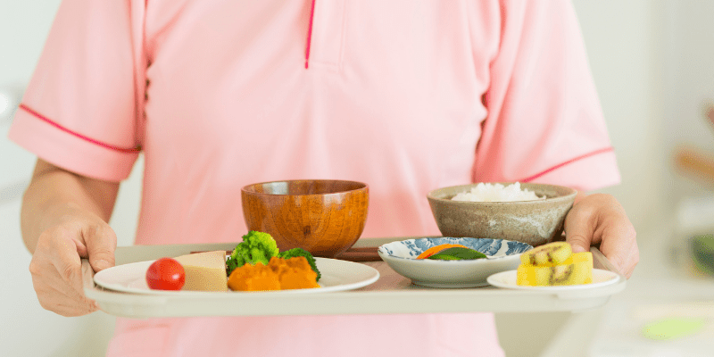 Why seniors lose their appetite and how to help